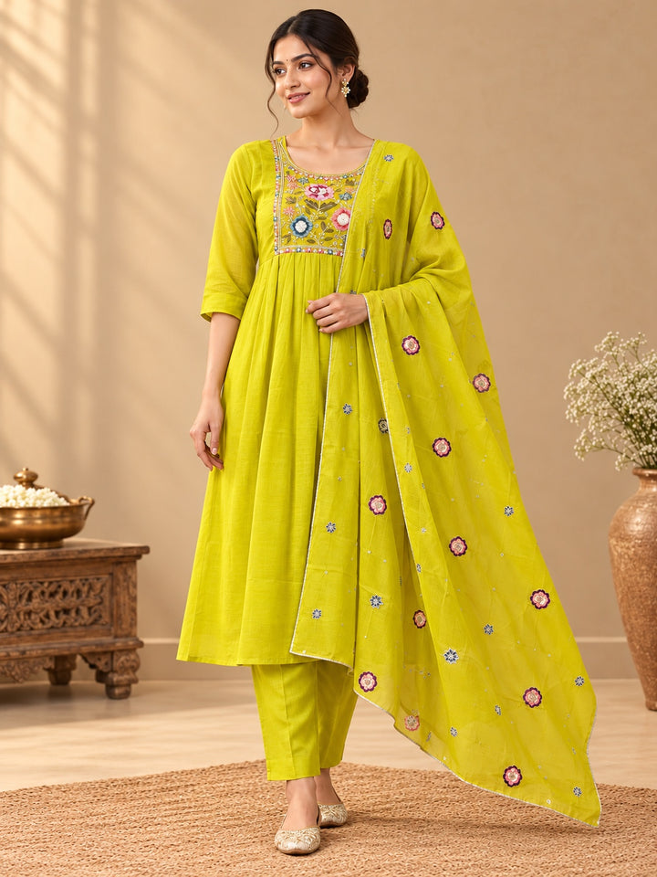 Mull Chenderi Embroidered 3-Piece Anarkali Set | L4